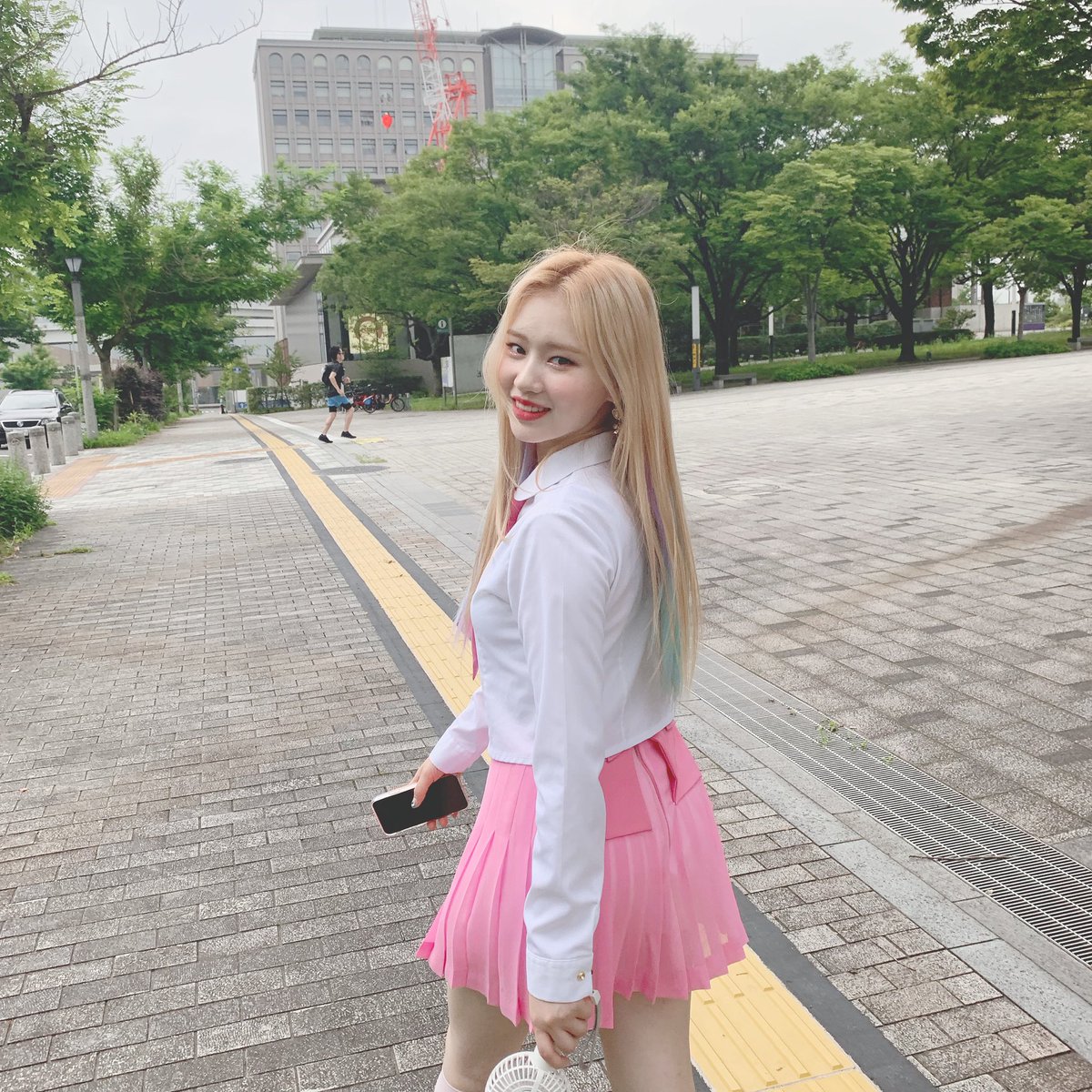 wemefied_'s tweet photo. Hello everyone! 

This eli once again >...< sorry I've been so inactive and honestly feel so awkward here. So I decided to moved account (@haellyrim) and start a new! I would love to talk to you there! 

I'll start the account tomorrow! and Happy Birthday to my queen Haerim ❣️ https://t.co/3h4Z3ZcOuv