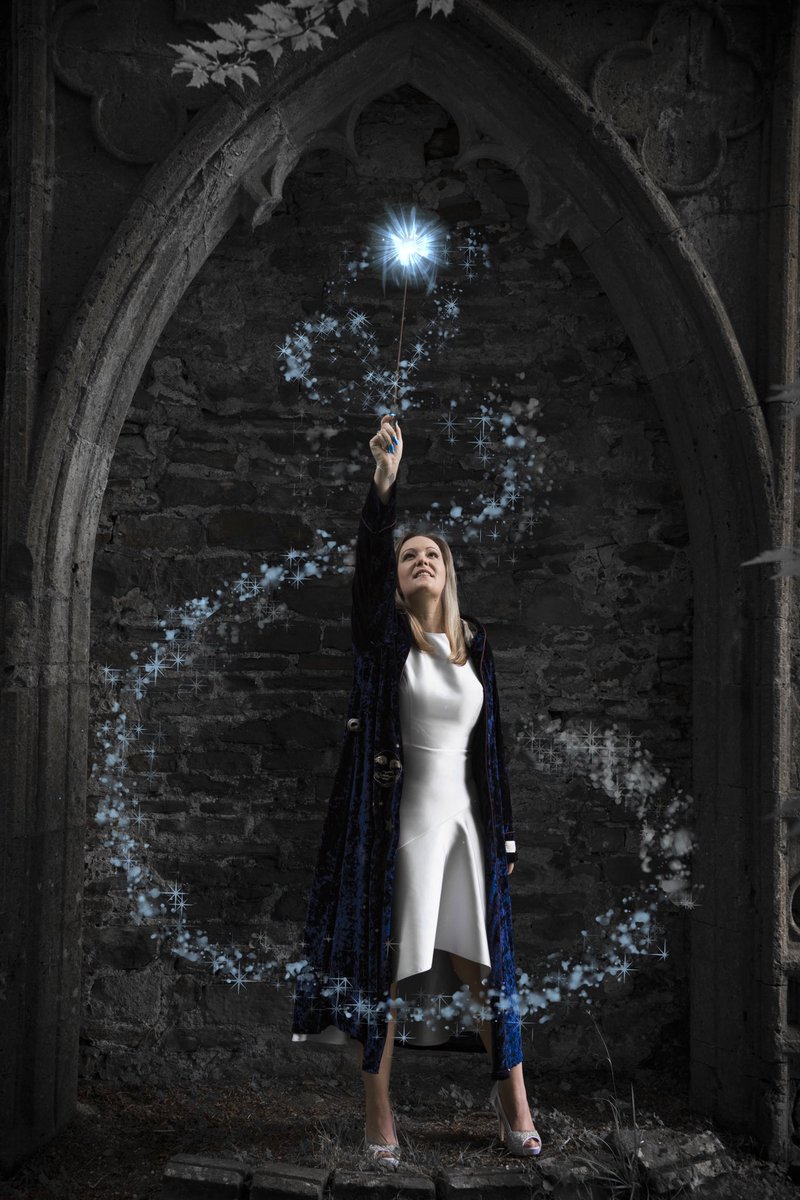 Vic__Maclean's tweet photo. π±TODAYS THE DAYπ±
I will see you at @HeroesandL π₯°
#heroesandlegends #comiccon #victoriamaclean #harrypotter #wizardingworld #guestapperance https://t.co/VGE5sm7UdD