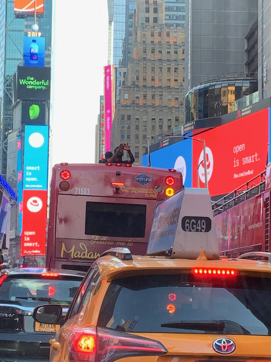 BigData_paulz's tweet photo. Wait ... did #IBM buy #Redhat #openissmart Live from #NYC it’s @BigData_paulz https://t.co/0hF0tf59Nq