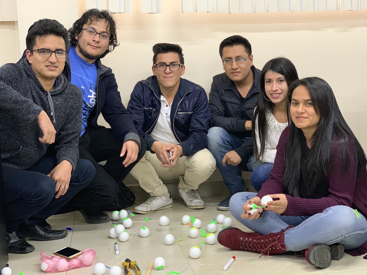 nopiedra's tweet image. Workshop  #SKOS &amp;amp; #RDF 
Gamification: 3D data

(#LinkedData #KnowledgeGraph #SemanticWeb) @utpl @DBPedia_LatAm @Serendipity_Go 3/4