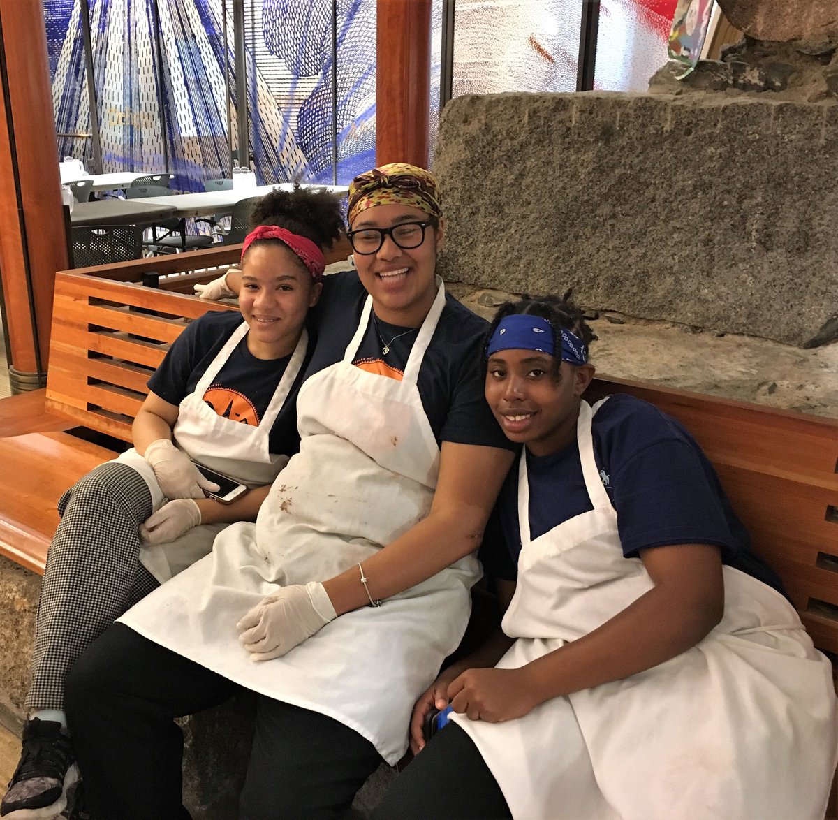 FutureChefs's tweet photo. It's been a great week of hard work serving young campers healthy lunches @trinityinspires, and we've loved every minute of it! #bostonworks https://t.co/Xx1ev1yLDC
