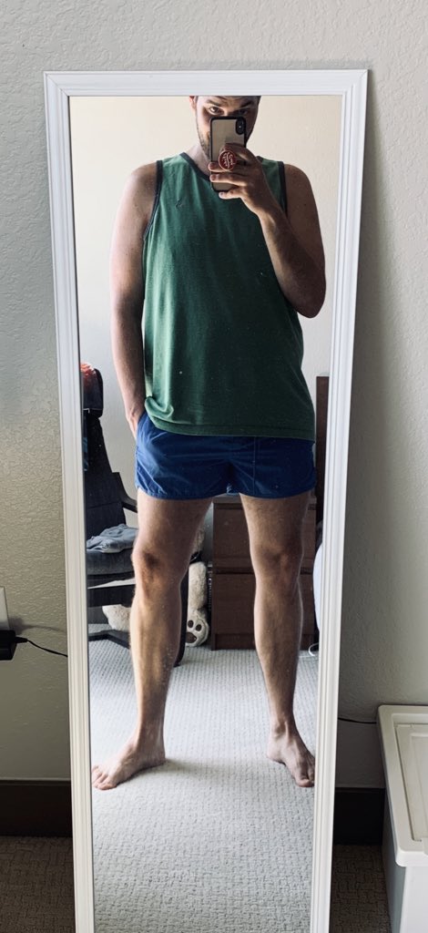 uncw808's tweet image. Short shorts and a tank #poolready #gay #denver #summer