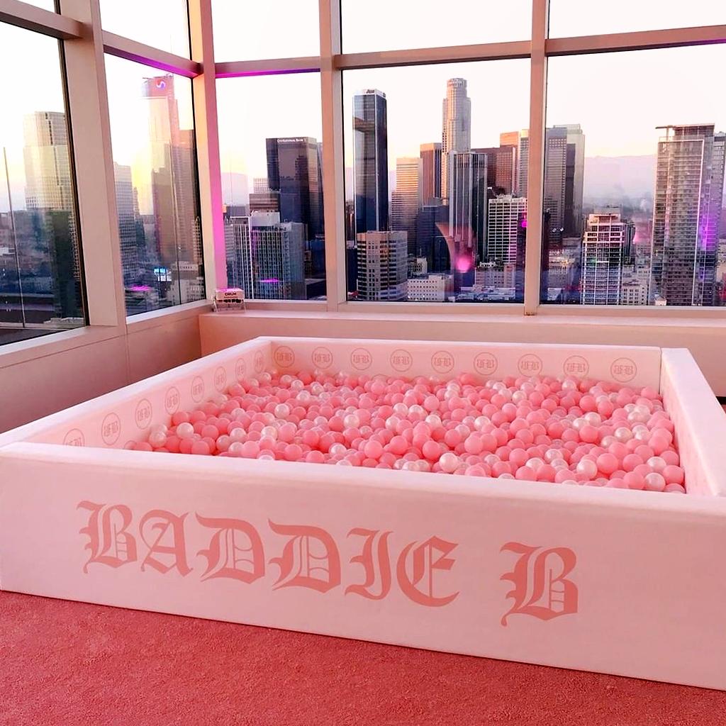WrapOne's tweet image. Beautiful Pink Ball Pit for Mesh Kids #custom #customgraphics #panels #design #avery #ballpit #pink #views #LA #WrapOne 👶🔴🏙