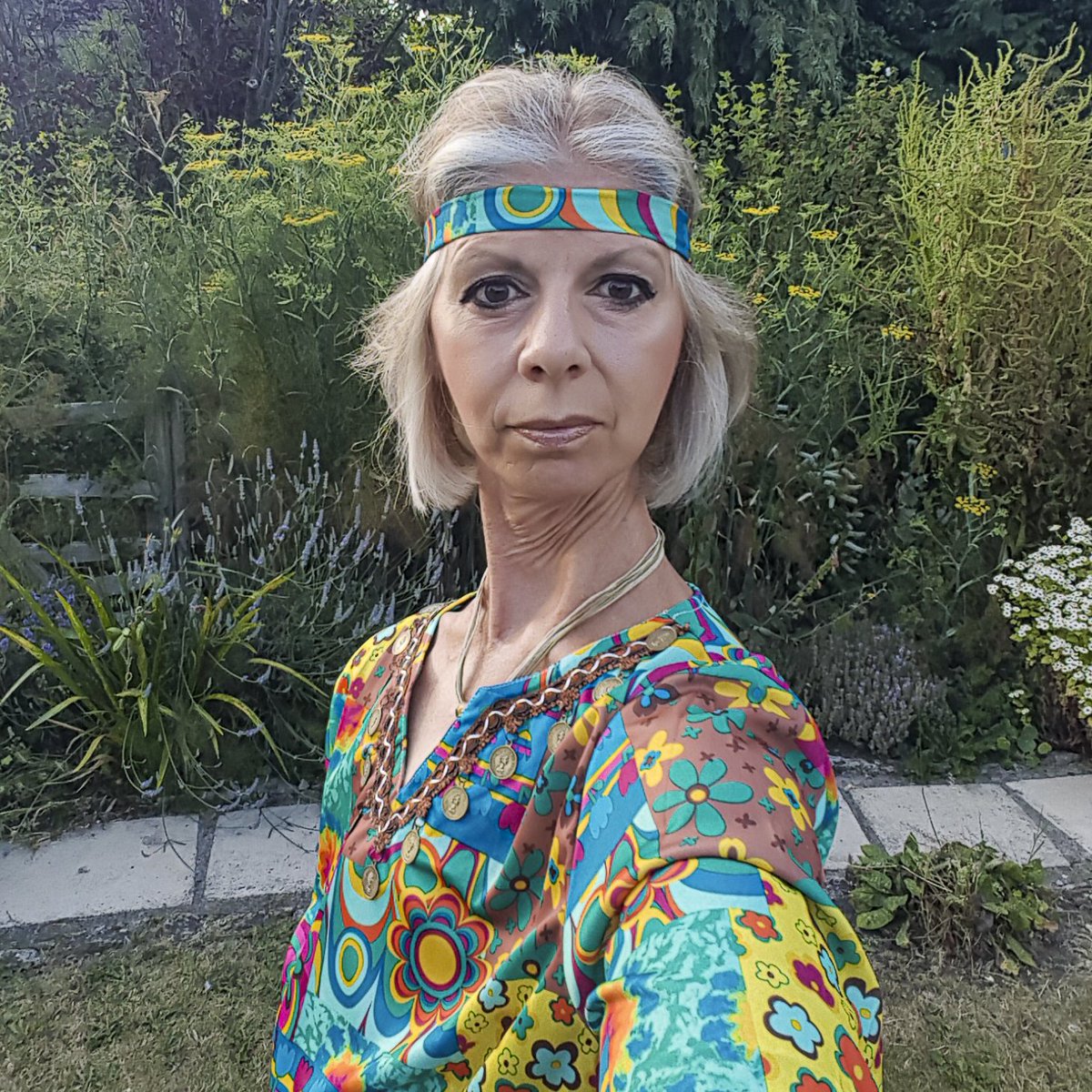 he4dgirl's tweet photo. Bob's 70th birthday bash... what do you mean was it fancy dress? ๐คฃ๐คฃ - full set of photos posted to Bob's FB page #friends #70thbirthday #doesntlookadayover21 #timetoparty #keevillians #keevilrocks #countrylife https://t.co/uO51aiwNOu