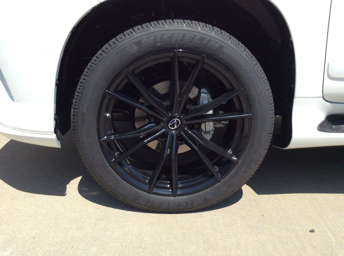 CVDAuto's tweet photo. 2019 Lexus GX460 Sport Land Rover Edition
#Lexus #GX460 #Sport #LandRover #2019
#CVD #CVDauto #CustomVehicleDesign
#LexusGX #2019Lexus https://t.co/D6vetv2GJA