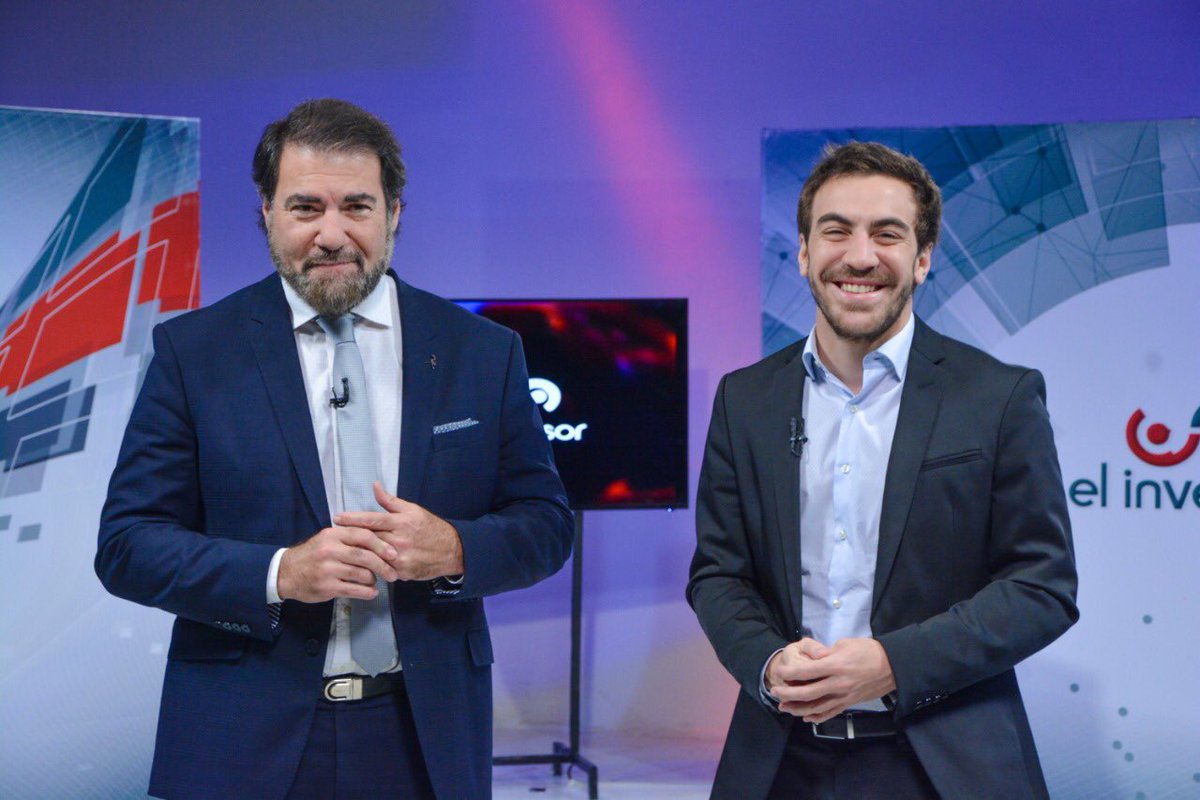 EquipoBulat's tweet photo. El sábado a las 14h no te pierdas #ElInversor por @CanalMetro 
@Santiagobulat y @ClaudioZucho estarán junto a @gmmarangoni, Politólogo y Dir. de M&amp;R Asoc. hablando sobre el panorama electoral de 2019
@darioguardado79 hablará sobre la carne kosher en @agrotipsoficial 
Te esperamos https://t.co/hcAdl3dtA7