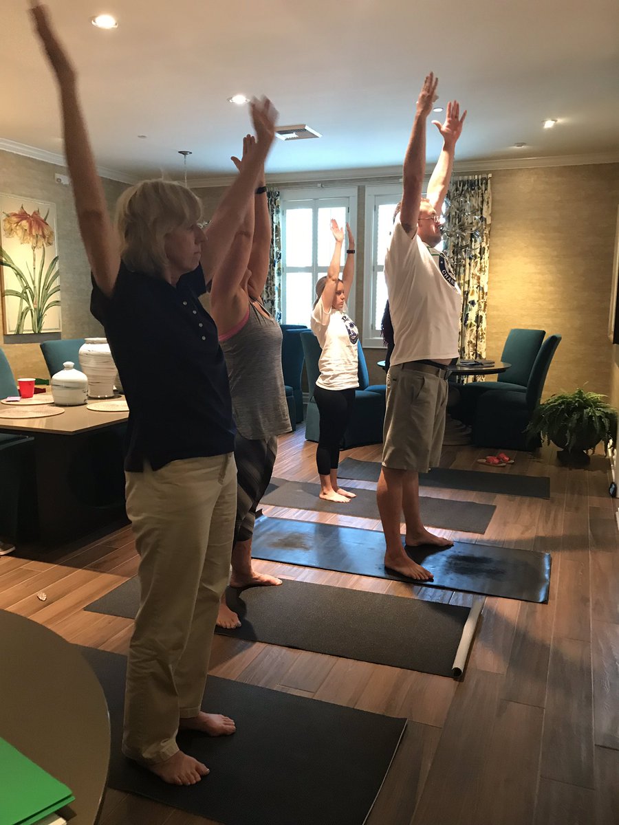 CharlestonVAHCS's tweet photo. Big thanks to our VA #nursing #students from @muschealth for hosting a Chill & Grill today at our Fisher House! They planted flowers, cooked lunch and even lead a yoga class for Veterans and their families! 🌸 🍔 🧘♂️ #FisherHouseFriday @fisherhouse_chas @fisherhousefdtn https://t.co/uSXoAaJJx6