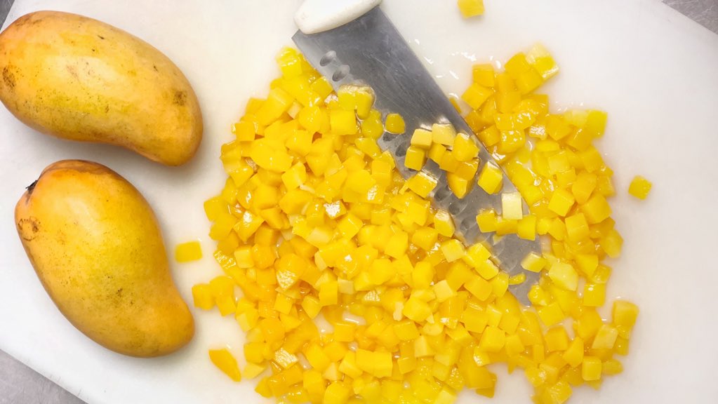DellsPizzaLab's tweet image. This is one of our favorite Toppings of the Month! Diced #Mango! 

It’s incredible in our salads - especially with the new Fiji Apple Cider Vinaigrette Dressing - or it adds a burst of sweetness to pizzas. We won’t have it much longer, so come in soon! 

#wisconsindells #heatwave