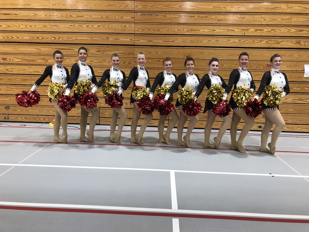 RTCBaton's tweet photo. Performing at 3:00pm today at the Waukesha County Fair! #airconditionedExpoCenter. #twirlsport. #RTCpride https://t.co/q32nxUOxLm