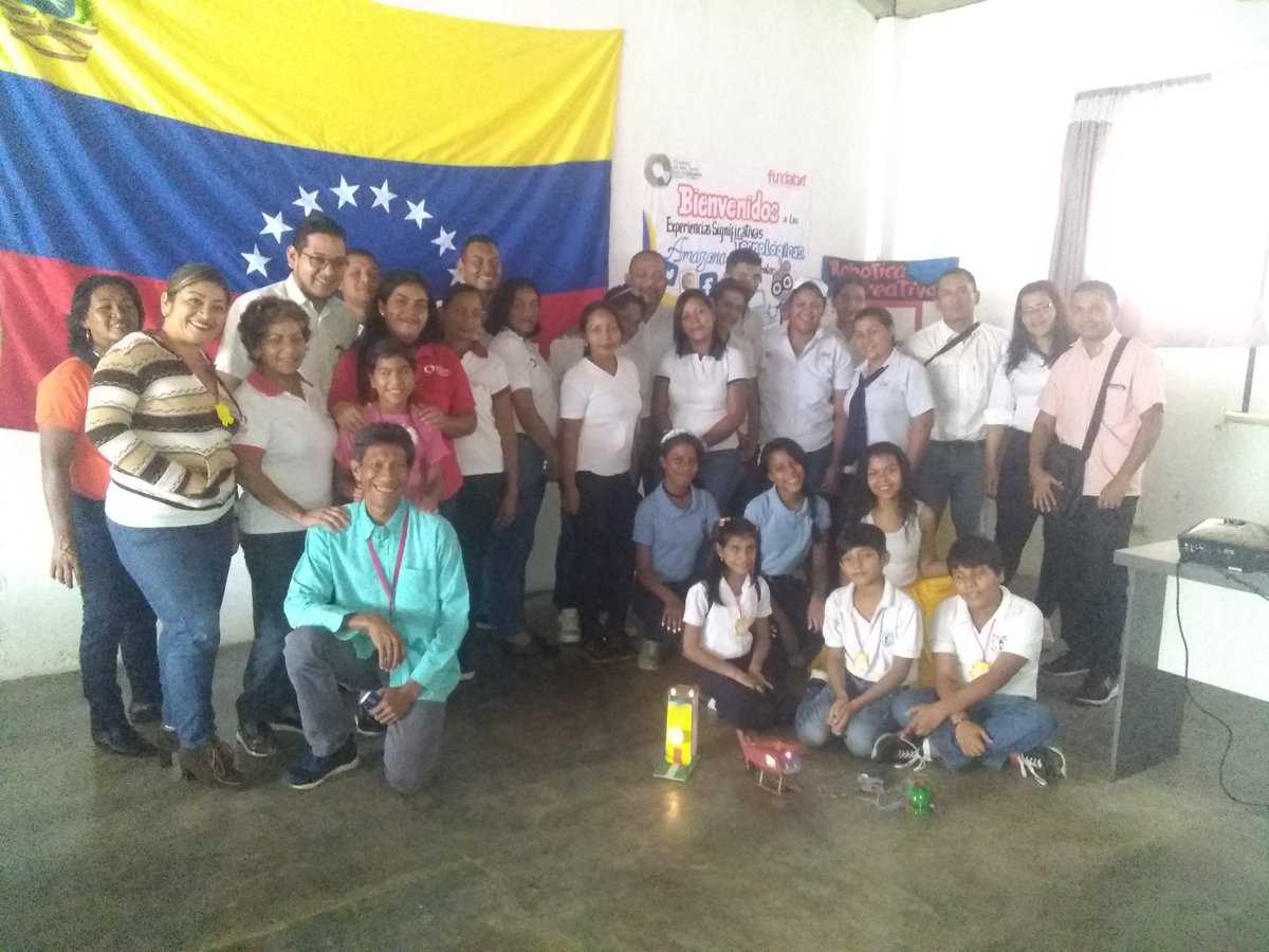 FBITAmazonas's tweet photo. Hoy demostramos que @Fundabit somos una herramienta tecnológica al servicio de la educación liberadora, cerramos con broche de oro la socialización de experiencias en conjunto con @ZonaEduAmazonas 

#Amazonas #Tecnología #SoftwareLibre
@vane_prieto @JorfrankBass https://t.co/Fb7iNAEEka
