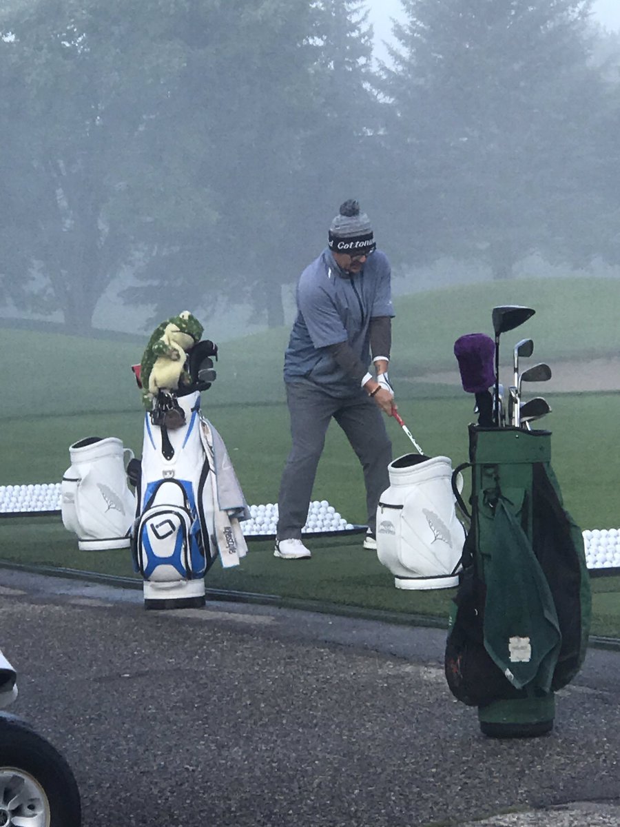 TheoFleury14's tweet image. It’s July 19th and it was 5 degrees when we teed of this morning. Long underwear and 4 layers on. Global warming my ass!!!!!