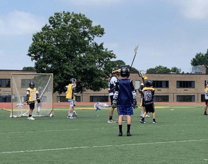 CommackSchools's tweet photo. Cougar Camp week 3 was a success. Hereβs some pics from the #lacrosse camp today #Lax #cougarcamp #Macksummer https://t.co/oyKHktEqfB