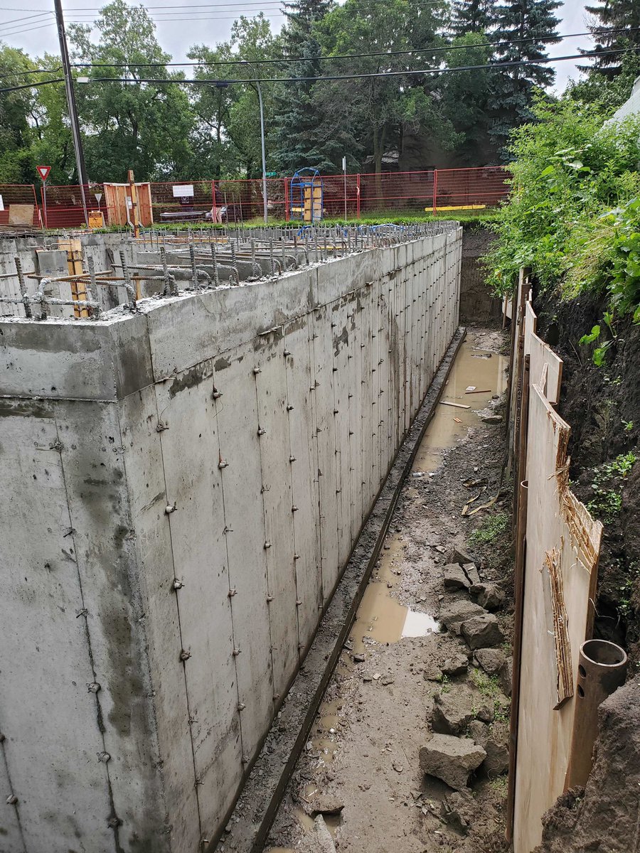 We have concrete walls! Last week we completed the wall pour for the Umphreville Block, putting us one step closer towards our new community hub!