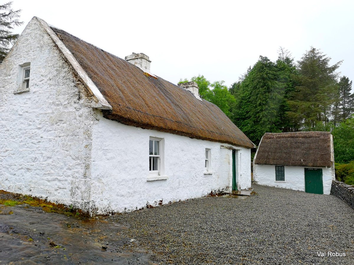 Val 📷 tweet media