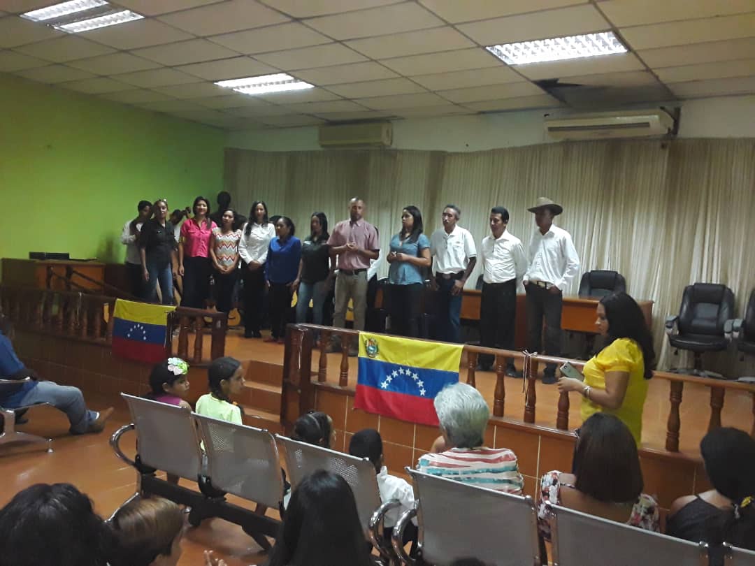Nucleoosijaa's tweet photo. Nuestro equipo de trabajo despidiendo el año escolar 2018-2019 a los presente.. @elsistema @SistemaGuarico @SiBCIGuaricoacc https://t.co/qlIJFbNhsF