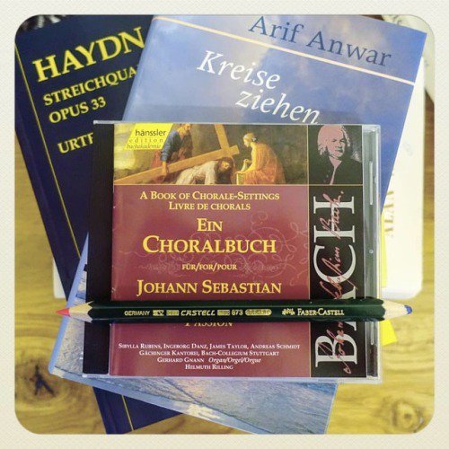 ClassicalCritic's tweet photo. #morninglistening to the #Bach #ChoralMusic w/#HelmuthRilling on @HaensslerMusic

Amazon: https://t.co/13LO8NpBqu

#PassionChorale

#SybillaRubens #IngeborgDanz #JamesTaylor #AndreasSchmidt

w/#gaechingerkantorei, #BachCollegiumStuttgart &amp; #GerhardGnann… https://t.co/ZxKQfoWyi4 https://t.co/g1AjguNltV