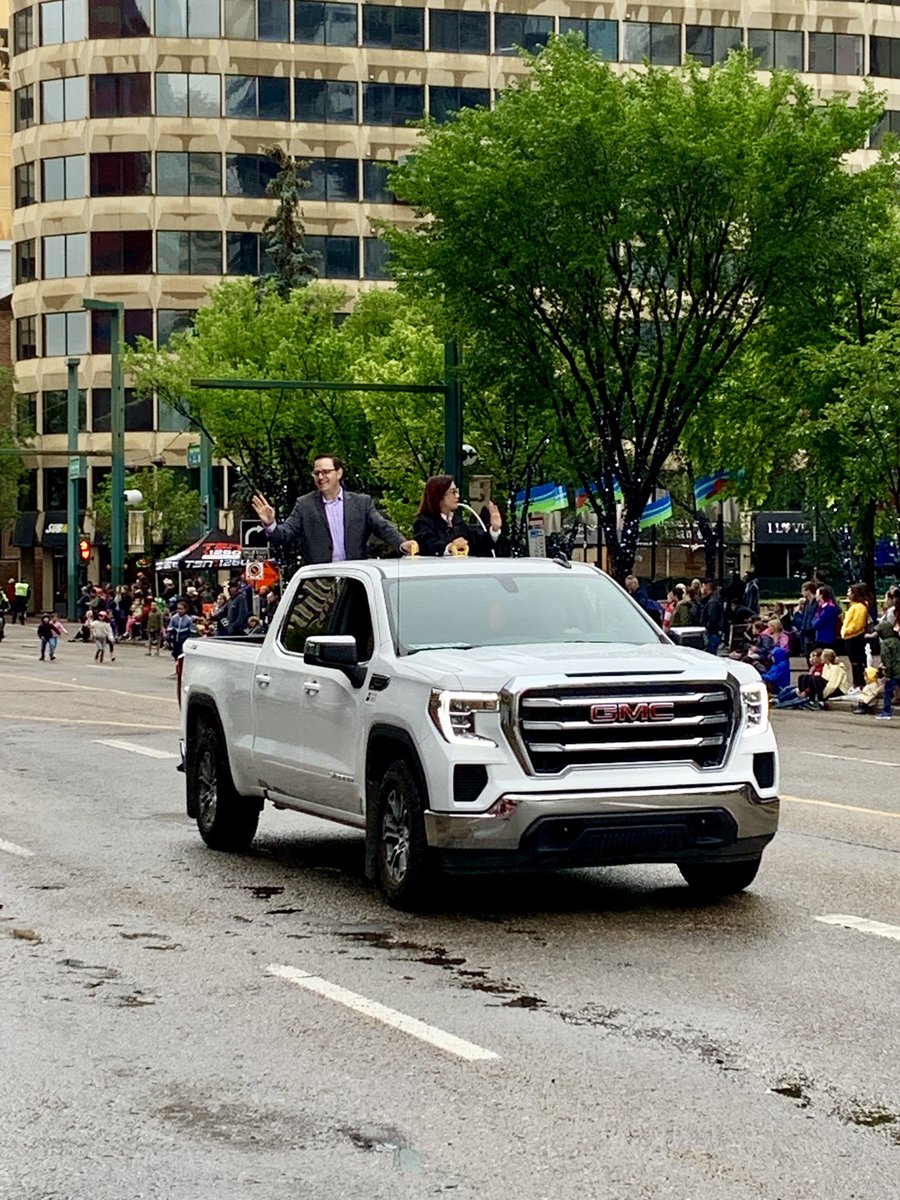 demetriosnAB's tweet photo. Today was my first #kdaysparade and there was a great turnout! Hope everyone gets out to enjoy #kdays on now until July 28th! #yeg #UCP @PonJosephine https://t.co/o42EPCfy0E