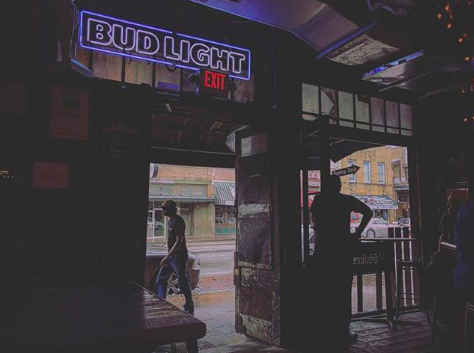 ShakespearesATX's tweet photo. One last reminder before you head out. Stay awhile and have another one!

Credit: @mistermonolith https://t.co/Rh1kNUbRlf