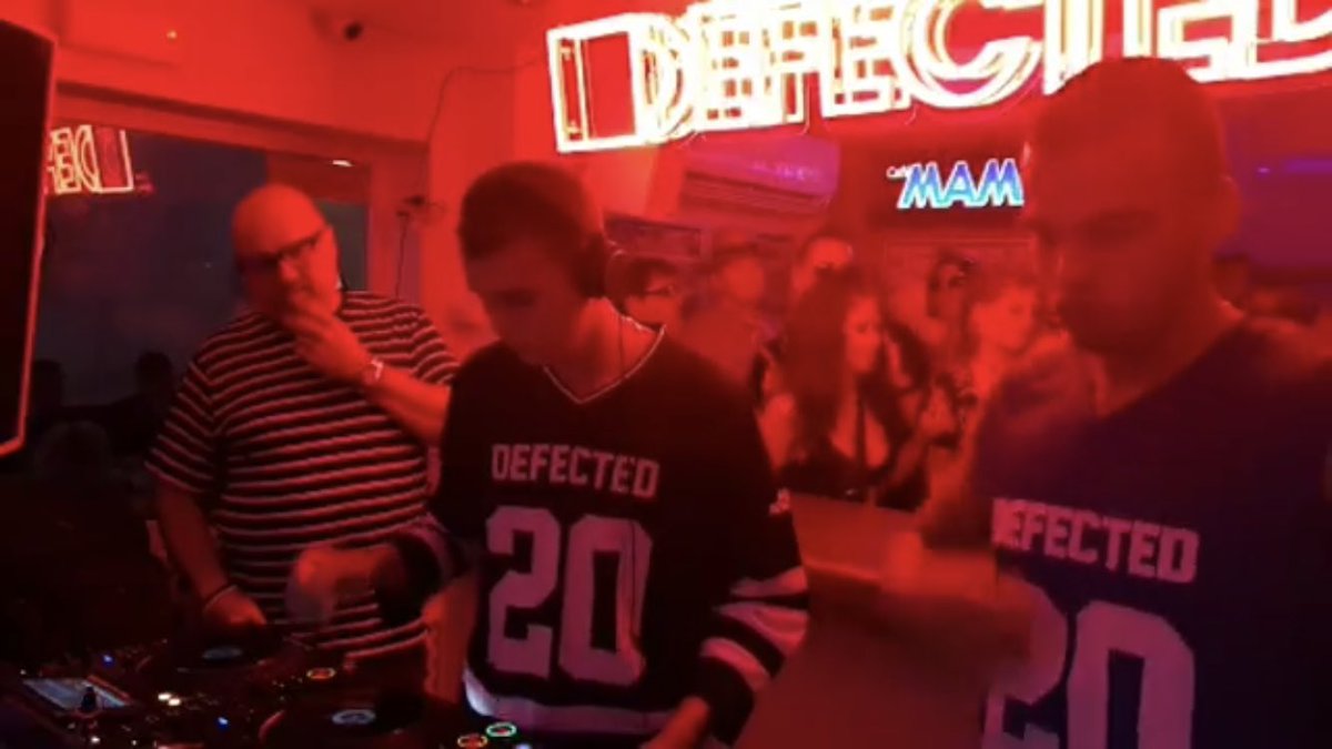 Secondcitylee's tweet image. I can see the future ! Well done to the boys ! @simondunmore :) #defectedinthehouse #housemusicalllifelong