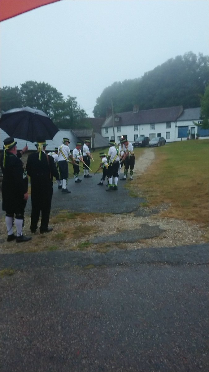 Rain hail or shine Morris men dance @LongManMM great to have you on this miserable Friday night!! #sussex #morrisdancers #traditional