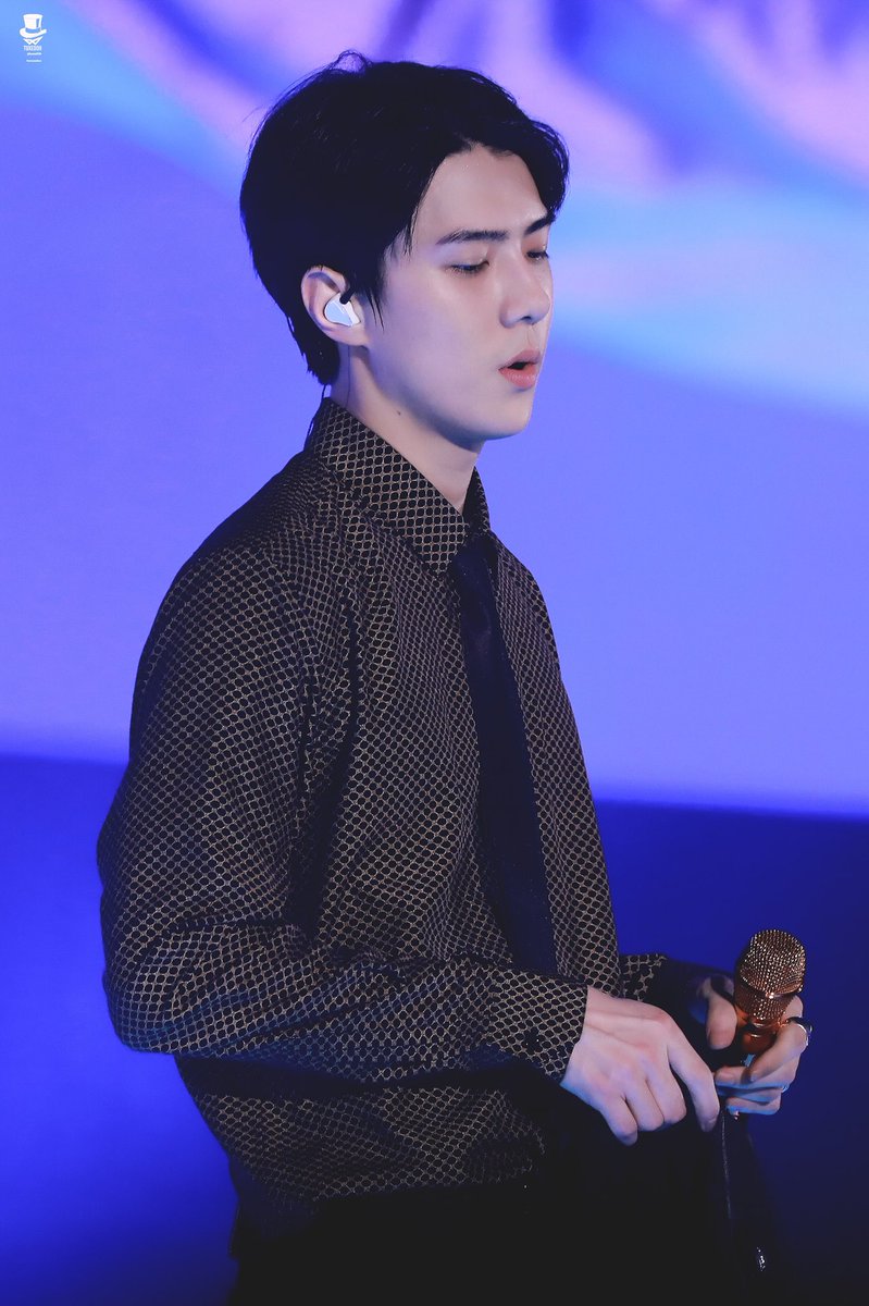 tuxedOh412's tweet photo. 190719 #EXplOrationinSeoul #EXplOrationinSeoulDay1 #세훈 #SEHUN @weareoneEXO https://t.co/XF1AVQBTxR