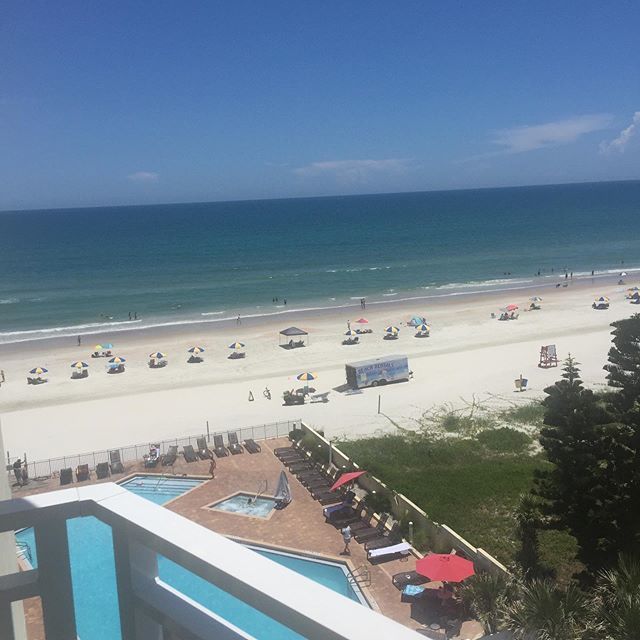 When your view looks like this you know it’s a great start to the weekend. ift.tt/2JGfc3j