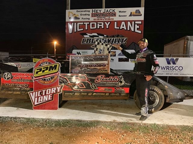PenskeShocks's tweet photo. Congratulations to #JesseLowe on his 3 #Crate wins in the last couple weeks! #penskeshocks is proud to ride along! #racing #racecar #cars #fast #motorsports #sports #speed #speedway #winning #shocks https://t.co/8tgBCAWSfj