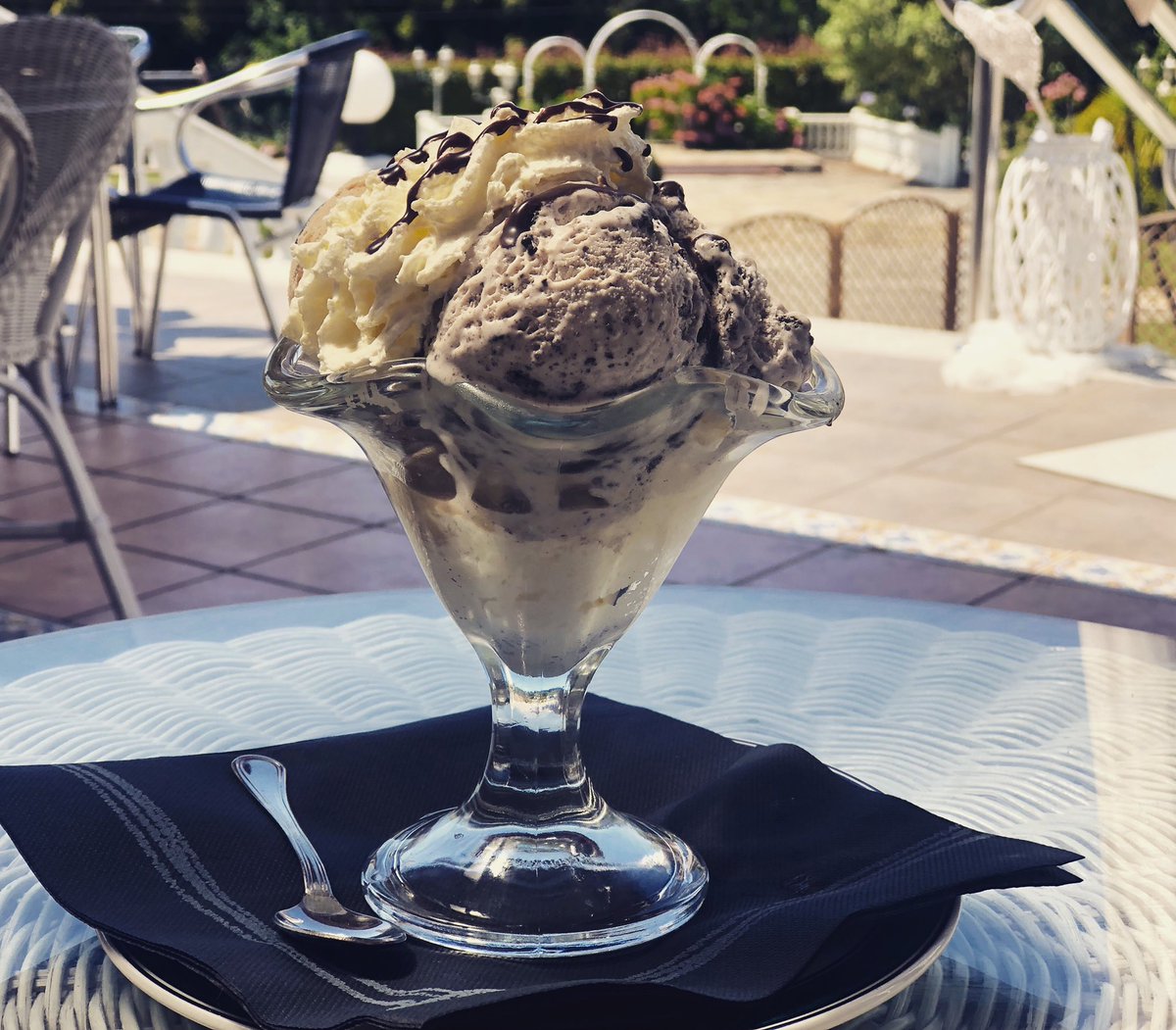 ruben_diego_'s tweet photo. #Sweet #IceCream #CopaDeHelado
¿Un vicio confesable? 🤷🏻♂️🍨😄 https://t.co/QRRq3eKvWJ