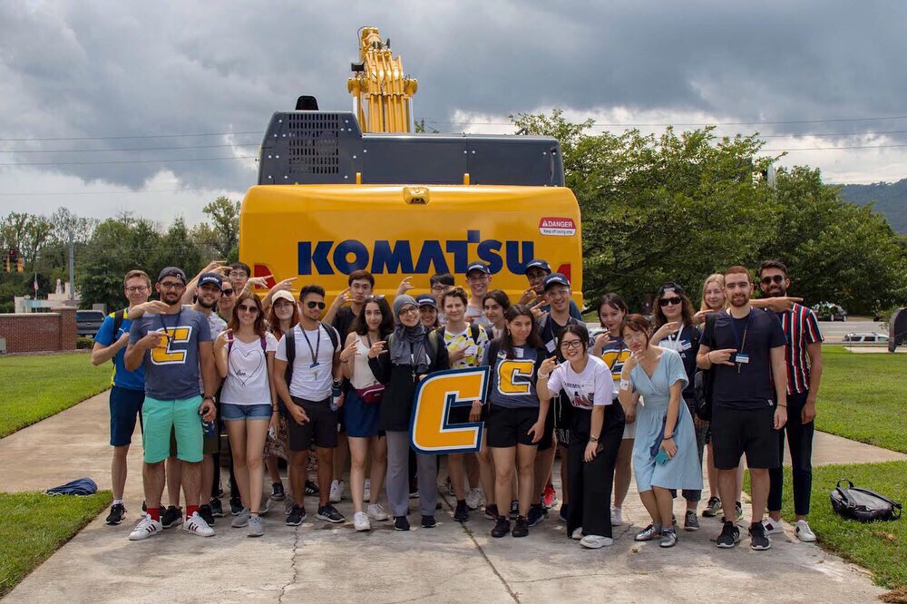 UTCGlobal's tweet photo. Highlights from todayβs Komatsu America Corp. tour with the SUSI students and the Chinese ESL students! ππ·ββοΈπ·ββοΈ Thank you for having us!
#UTCglobal #susi #fhi360 #susieurope19 #ExchangeOurWorld #StudyUSA #studyintheusa #Exchanges360 #komatsu #komatsuamerica #chattanooga https://t.co/xVusA1zYXs