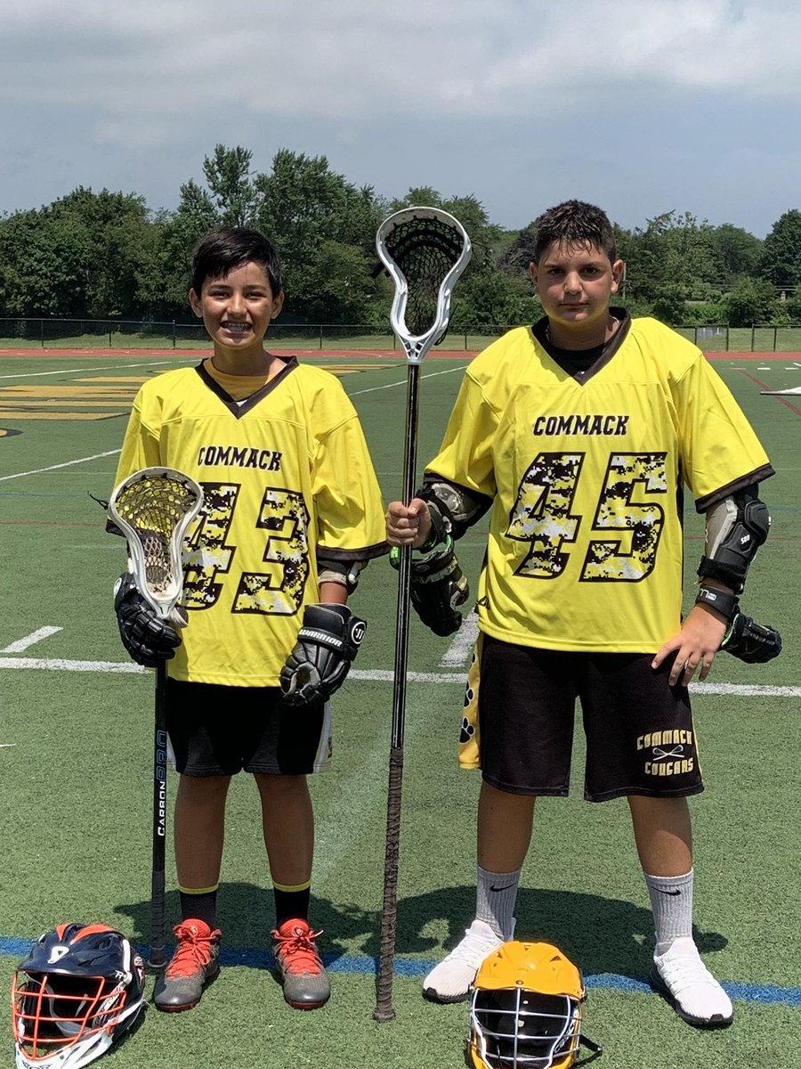 CommackSchools's tweet photo. Hereβs our #Lax players of the week at #CougarCamp with their prize jerseys #MackSummer https://t.co/LjuvUhKmfv