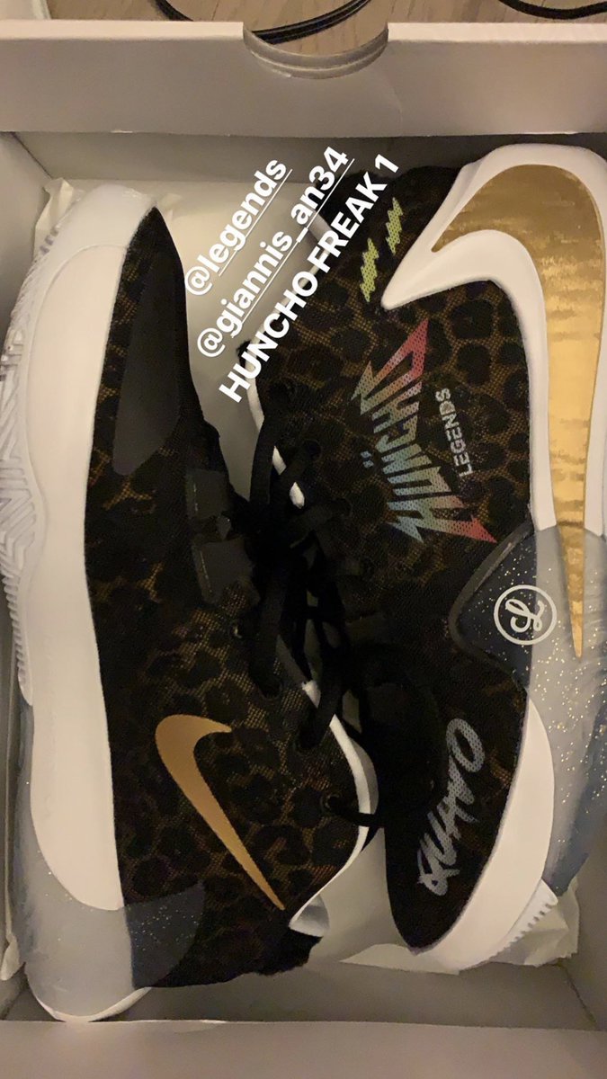 BucksInSix's tweet photo. Quavo B A L L E D out in the ‘Huncho Freak 1s’ 💯 

#FreakyFridays https://t.co/sB2MqB7Fgm