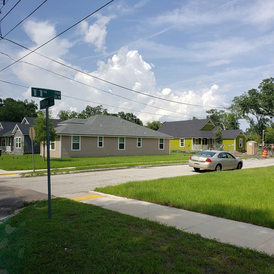 NwJaxCDC's tweet image. Sharing our story w partners from @LISCJax  during Neighborhood Leadership Group Tour &amp;amp; Meeting. Discussed various projects. Look forward to participating in upcoming Community Conversations about improving neighborhoods all over the city. #NJCDC #NorthwestJax #LISCJax