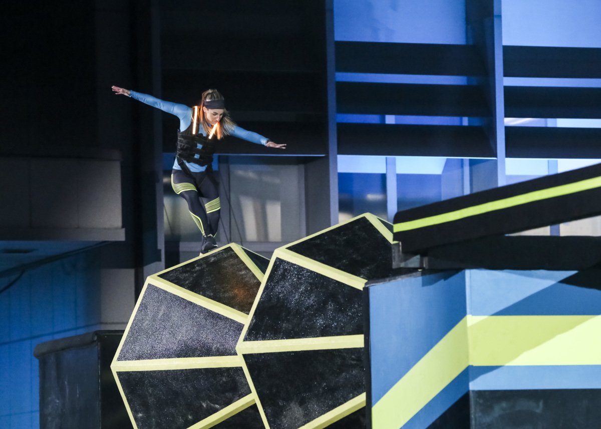 One fall could end it all. Watch #MillionDollarMile tonight at 8/7c to see who has what it takes to take home the money: bit.ly/2NxLS30