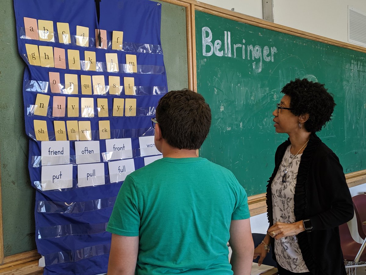 bryantedleader's tweet photo. Working through the foundations of reading fluently and equipping students with the keys to overcome "fluency obstacles". Awesome Summer Adventure - Atwell MS #DISDCAP https://t.co/U2lY9UcVW9