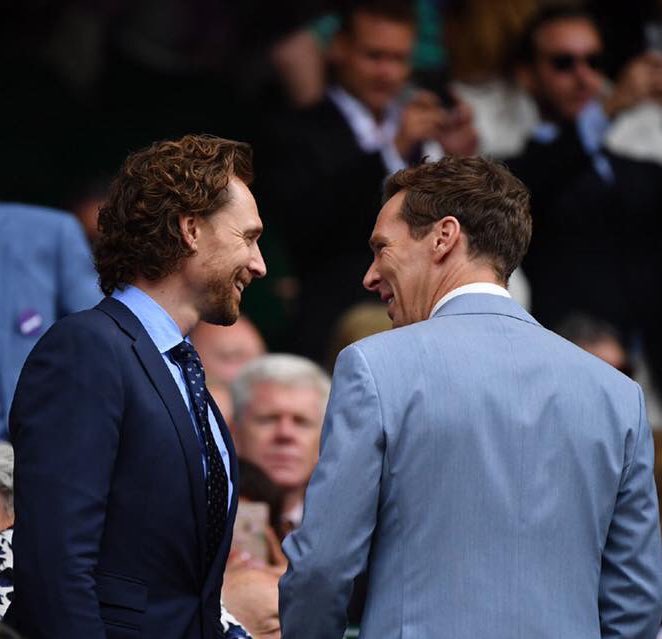 Tom Hiddleston and the birthday boy!
Happy birthday Benedict Cumberbatch!!!!         