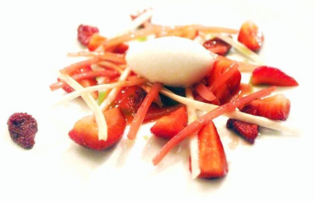 Salad or dessert? How about both! #DessertSalad: Candied celery and beets with fresh and dehydrated strawberries with lime sorbet. 🍓 #AszuEtterem #Budapest ift.tt/2JR8W7R