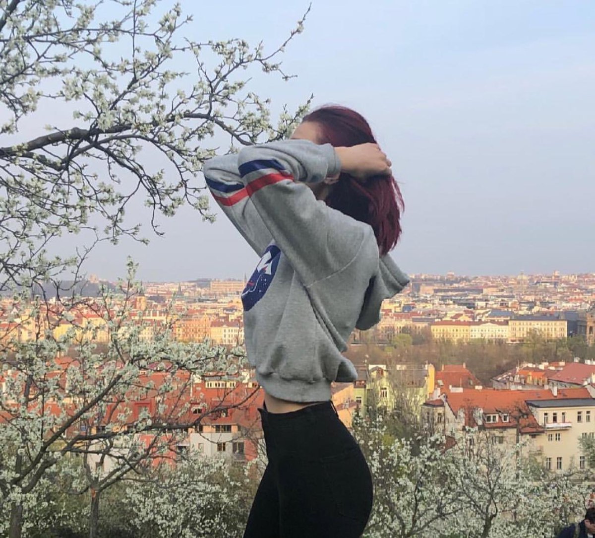 ilaydacmsakinol's tweet photo. Galerinizde ki son fotoğrafı paylaşın ben başlıyorummm 😹 https://t.co/dcbcb41O1j