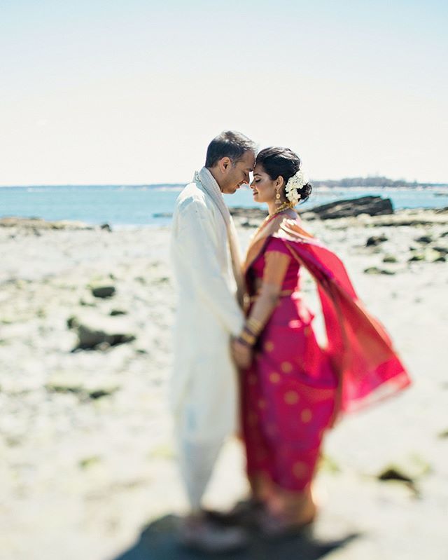 Cheers to the weekend! Hopefully you're reading this soaking up the sun on the beach. Even if you're not, I hope you all get a moment to kick back and enjoy the summer sun for a bit this weekend. ift.tt/2y7KU3b