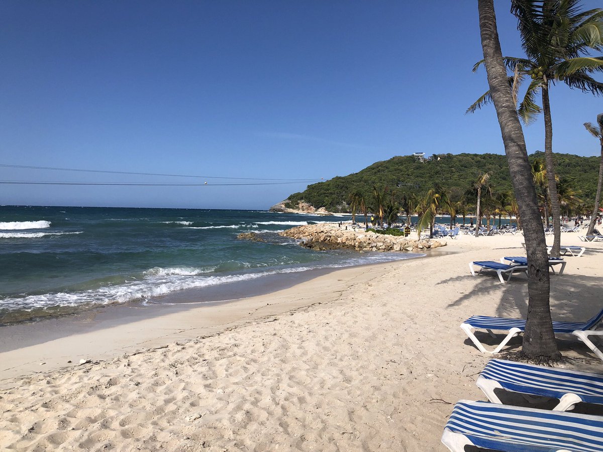plotboy's tweet photo. Quick stop at Labadee, Haiti 🇭🇹 before heading back to the States. 

#FicheFriends #FicheFun

@laserfiche @Ryan_Laserfiche @ECM_marketeer @Noel_Laserfiche @HeyLindaDee @HDingStar @SeeAmyJGo @wellsm https://t.co/uktNKQghc4