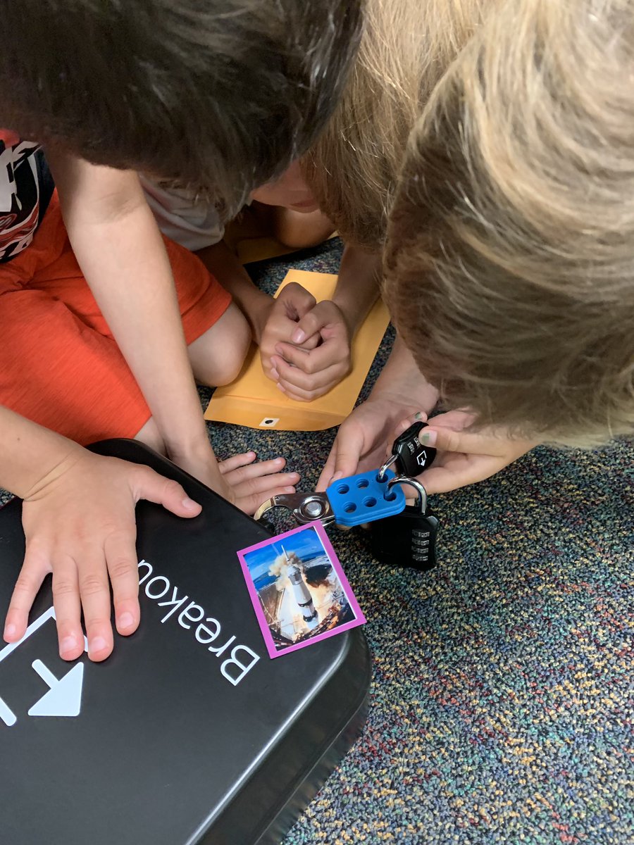 msferreira6's tweet image. @OliveChapelElem 2nd graders engineers designed and built the rockets and 4th graders worked out the launching mechanism adding parachute system. Celebrating #Apollo50 #STEMrocks #WonderChallenge @RuthSteidinger @ErinMay87359424 @STEM_WCPSS @ncscifest @NASA
