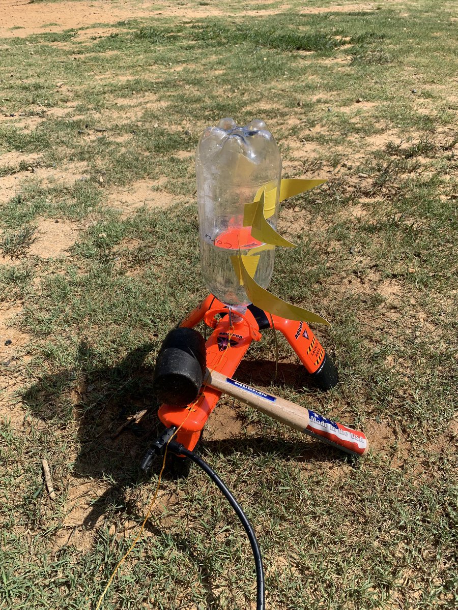 msferreira6's tweet image. @OliveChapelElem 2nd graders engineers designed and built the rockets and 4th graders worked out the launching mechanism adding parachute system. Celebrating #Apollo50 #STEMrocks #WonderChallenge @RuthSteidinger @ErinMay87359424 @STEM_WCPSS @ncscifest @NASA