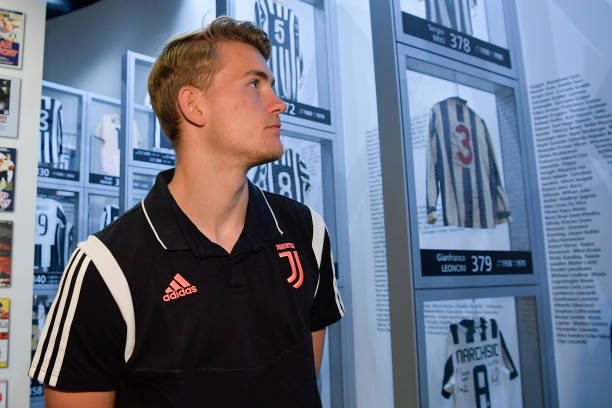 JuventusFC_VEN's tweet photo. Recorriendo la historia de la #Juventus 🏆🏳️🏴...
⚪⚫4️⃣🇳🇱
#MDL4 #TURNDELIGTON https://t.co/hmkJLZRzeD