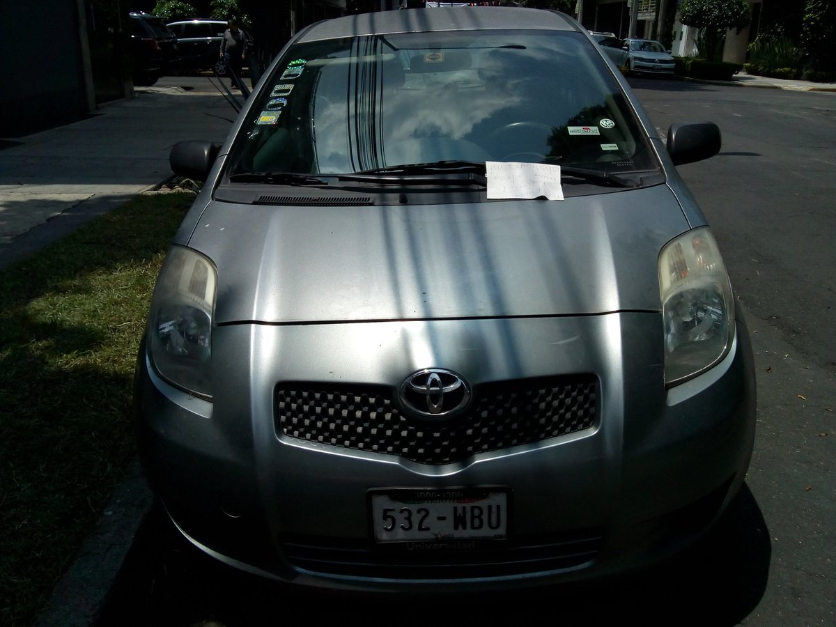 GoglesMario's tweet image. Auto abandonado en Heriberto Frías y Dr Samuel Ramos @ddmexico_bj