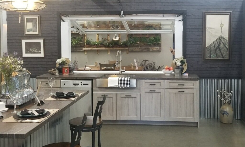 SupremeConstru4's tweet photo. @fresnohomeshows Beautiful hydraulic kitchen window. https://t.co/6VzSJMWPo7