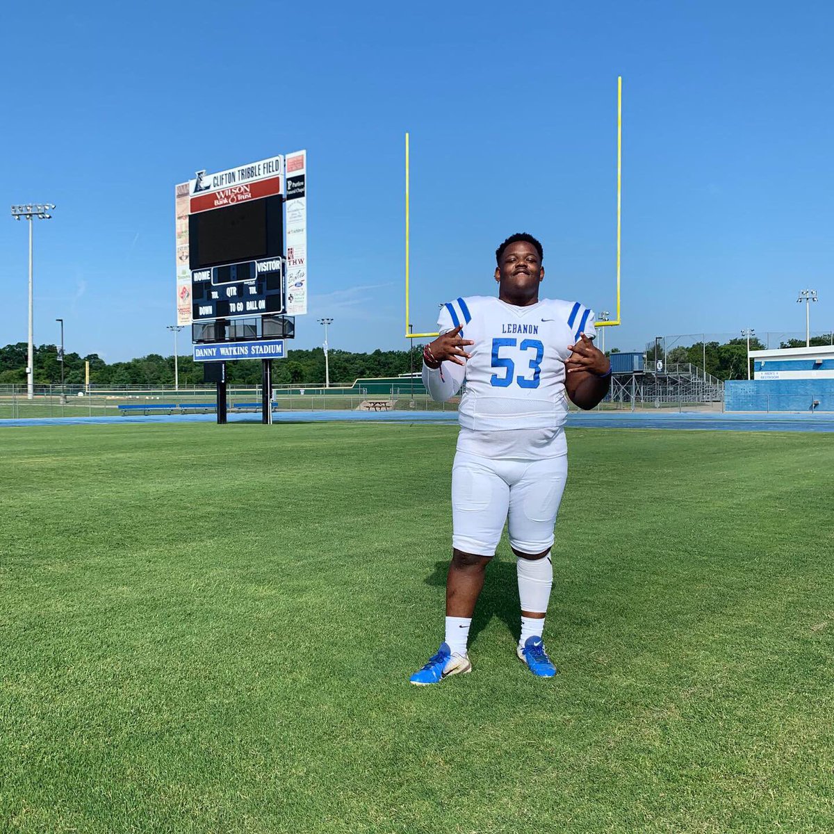 gregory_greyson's tweet photo. Senior year is about to be lit 🔥🤮💯 https://t.co/aeahq1hfNB