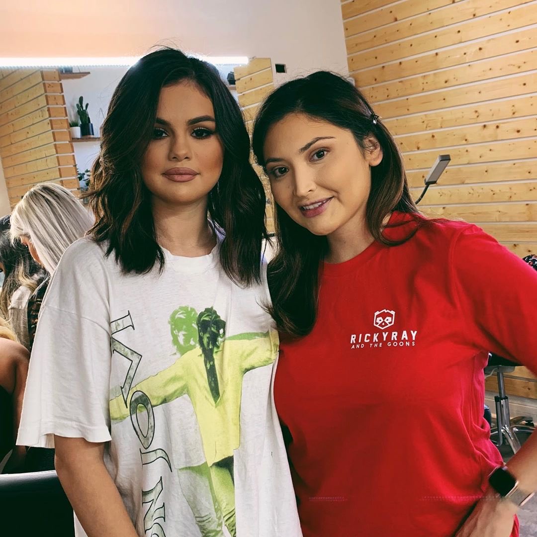 SGomezNewsCOMs's tweet photo. 📷 IG | rickyrayandthegoons: Make sure and tag us in your pics! #RRTG our manager with @selenagomez today 💕 https://t.co/sUIdUg8lPv