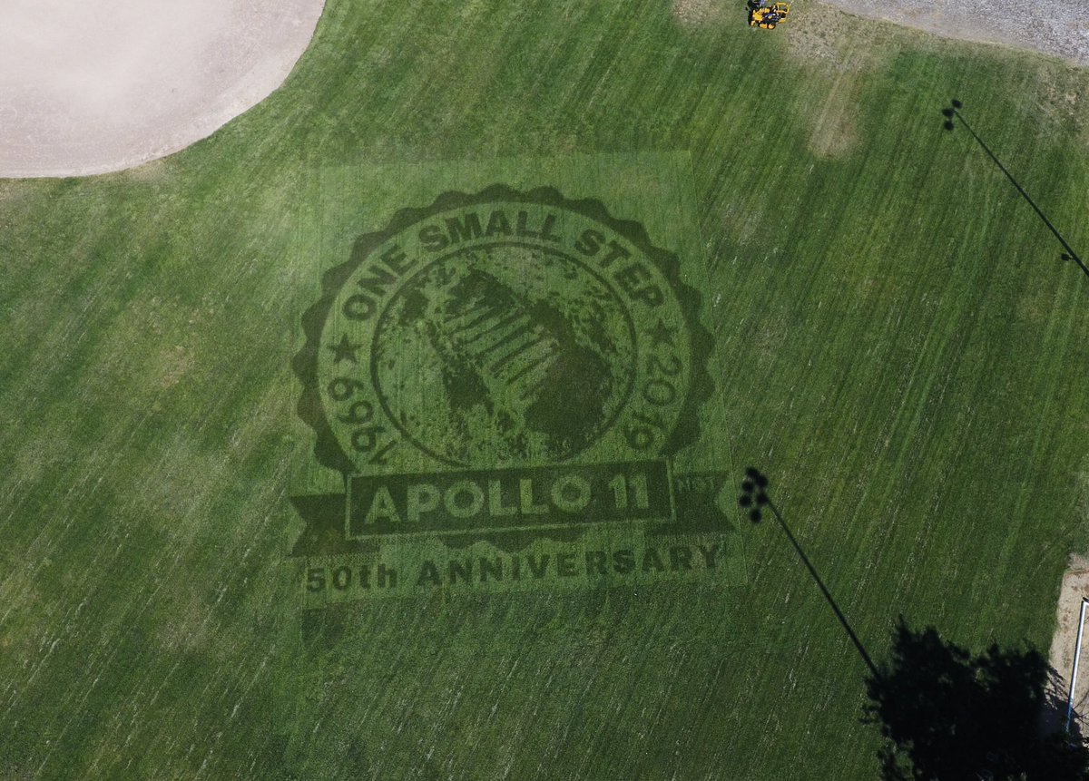 NewGround_Tech's tweet photo. Giant 80ft image! Our Tribute to the Apollo 11 Mission 50th Anniversary 1969 - 2019.  A Tribute created by New Ground Technology and the TurfPrinter. This print took about 1 hour from set up to take down. 
https://t.co/dnu49hIs5c

tags:
#KTVU #AirPrint #TurfPrint #TurfPrinter https://t.co/M3RCoNlzmY