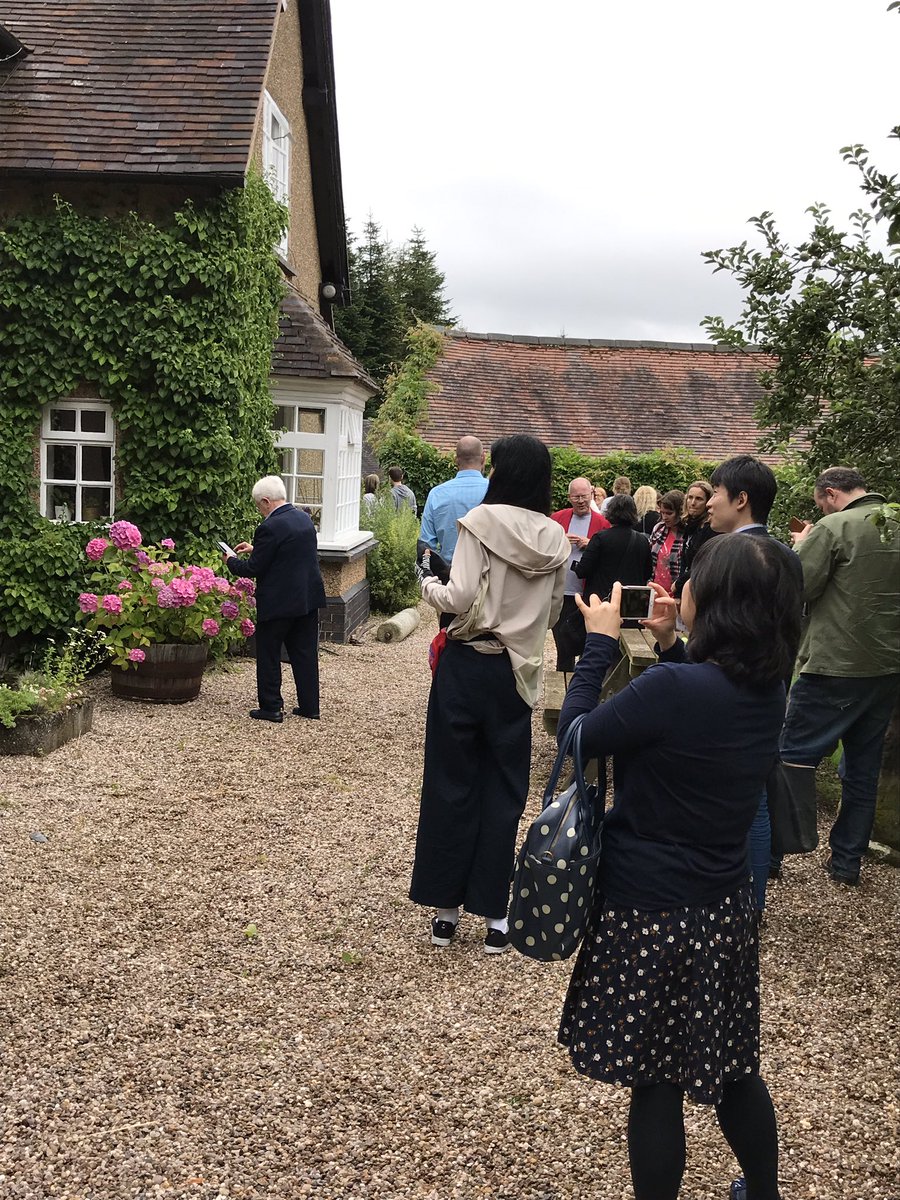 George Eliot (GEF) tweet media