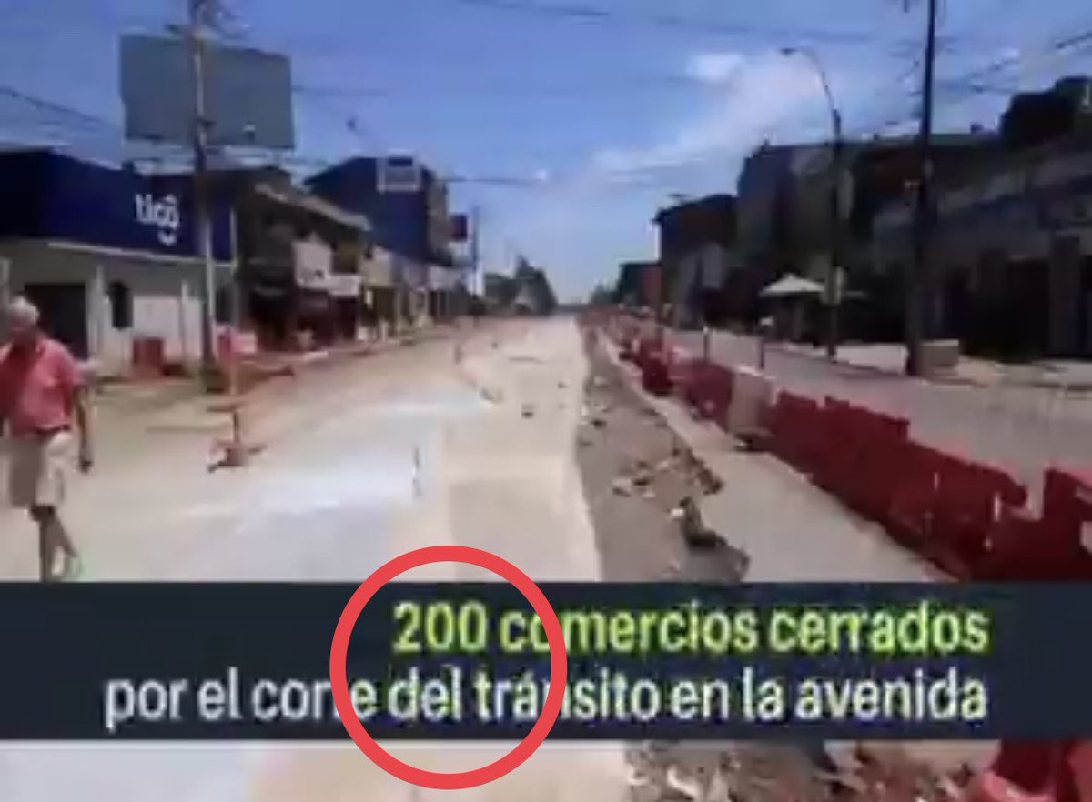 HugoPortilloPY's tweet photo. A un año de las denuncias penales en la fiscalía, no hay responsables según el @MinPublicoPy @SandraQuinonezA @mopcparaguay @ArnoldoWiens. 

Que piensan @JimenezGaona @Horacio_Cartes @sarahcartes #JCLM??

Algún comentario??

🇵🇾🇵🇾 https://t.co/lRStbKqpgA