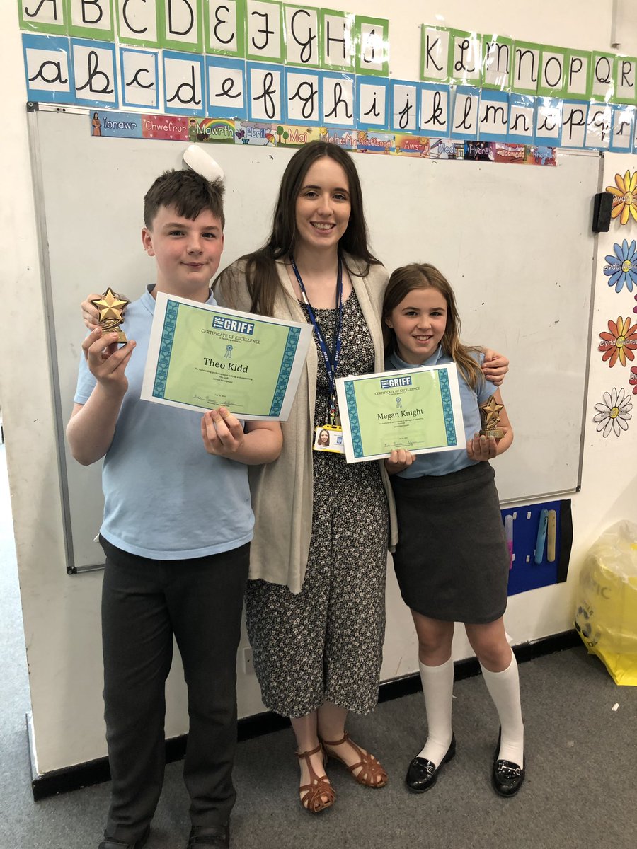 TheGriffNews's tweet photo. I will definitely miss and struggle without my fantastic Editor-in-Chief and Vice Editor for the school newspaper. But these amazing pupils have selected two new editors that I’m sure will be just as awesome! Good luck in West Mon Megan &amp; Theo and keep writing! @Griff_HEAD https://t.co/9pkqdAulCK